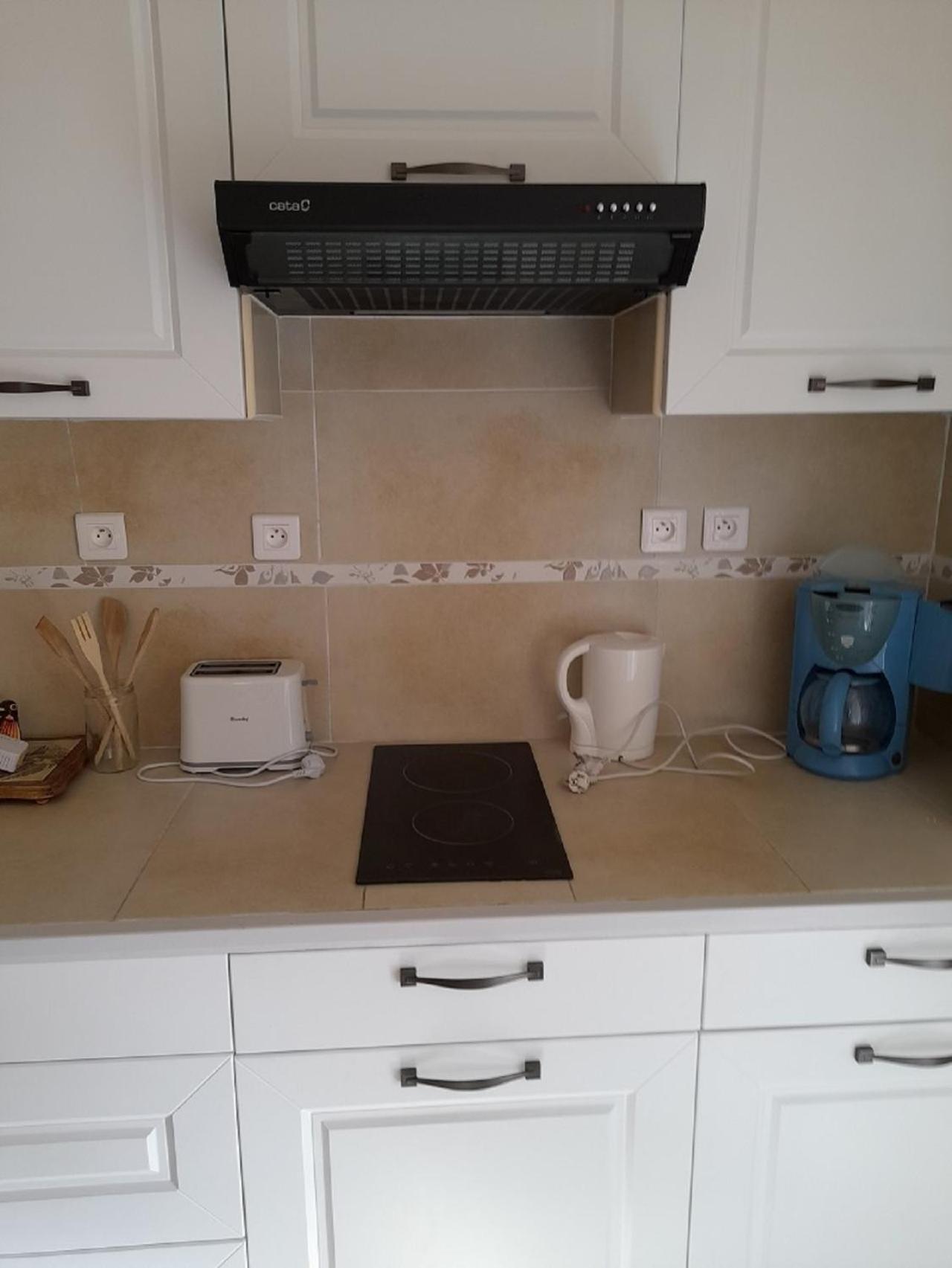 Pavillon Independant 45M2 4 Personnes Apartment Garéoult Екстериор снимка